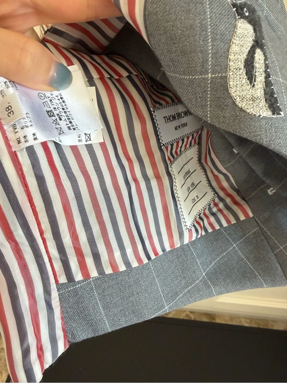 Thom Browne Gray Windowpane Penguin Motif Button Vest - Picture 6 of 6